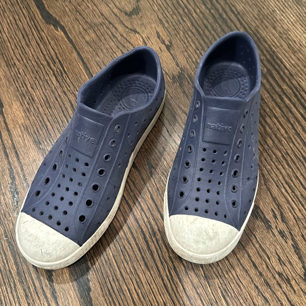Native shoes - J3